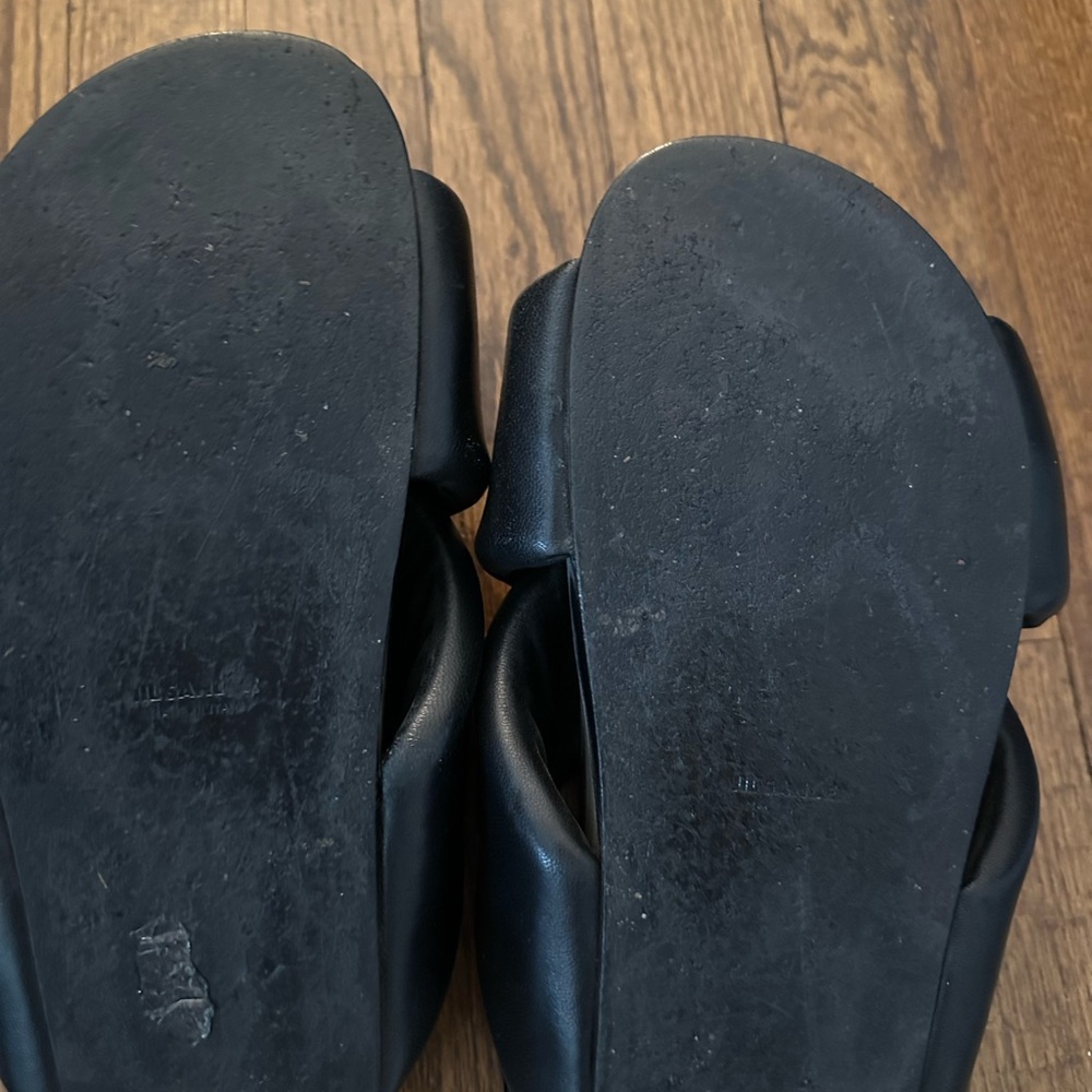 Jil Sander Black Leather Crisscross Slide Sandals - Picture 7 of 7